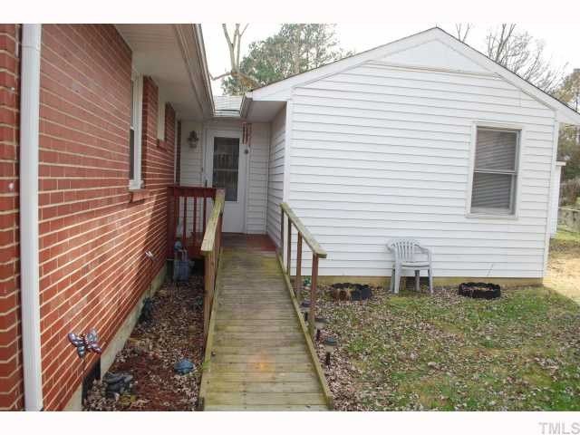 2312 Ellerbee Ln, Raleigh, NC 27610