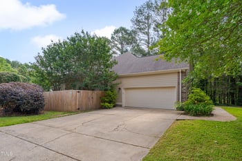2312 Shallowford Ln, Chapel Hill, NC 27517