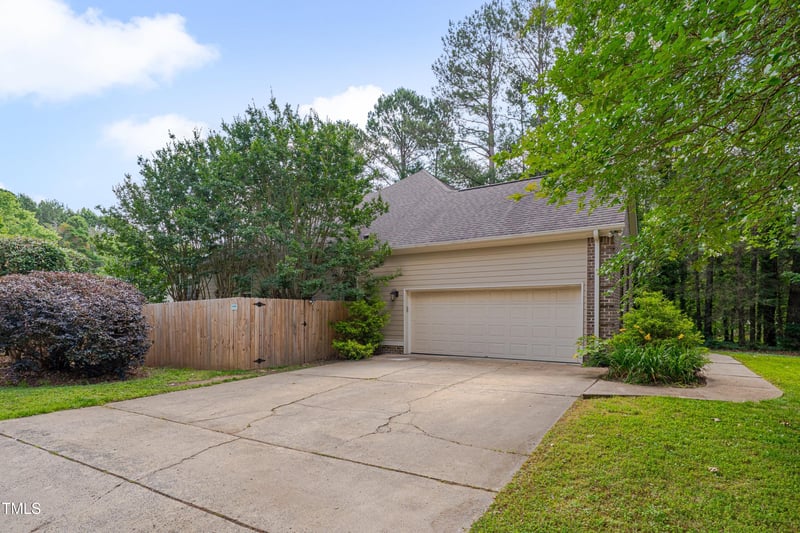 2312 Shallowford Ln, Chapel Hill, NC 27517