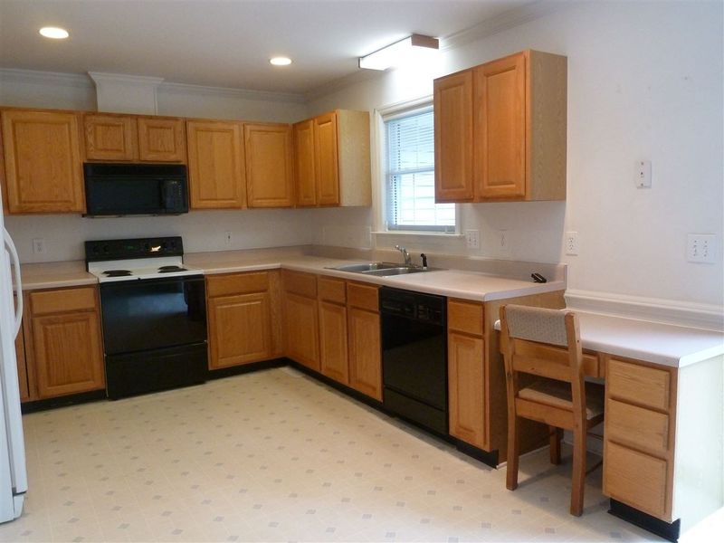 2313 Bonnie Brae Dr, Durham, NC 27703