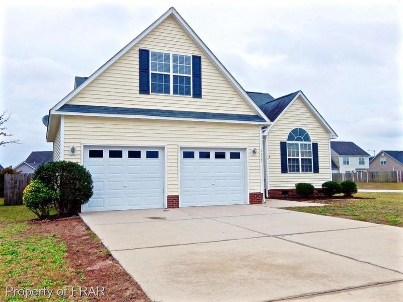 2313 Chasewater Rd, Fayetteville, NC 28306