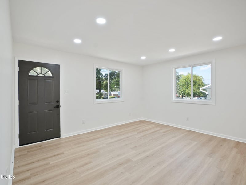 2313 Dandridge Dr, Raleigh, NC 27610