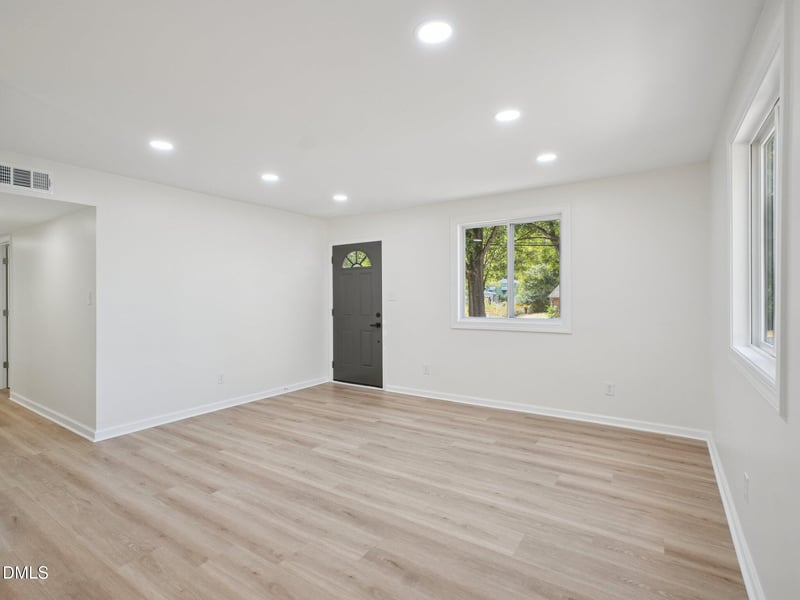 2313 Dandridge Dr, Raleigh, NC 27610
