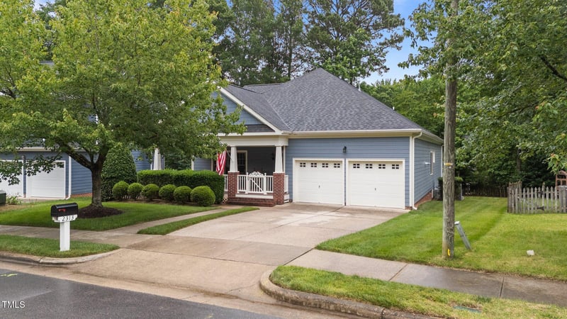 2313 Filigree Ct, Raleigh, NC 27614