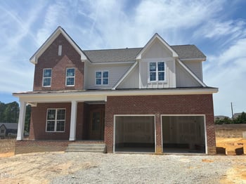2313 Hilltop Bluffs Ct, Fuquay Varina, NC 27526