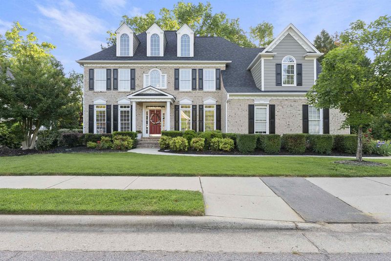2313 Narrawood St, Raleigh, NC 27614