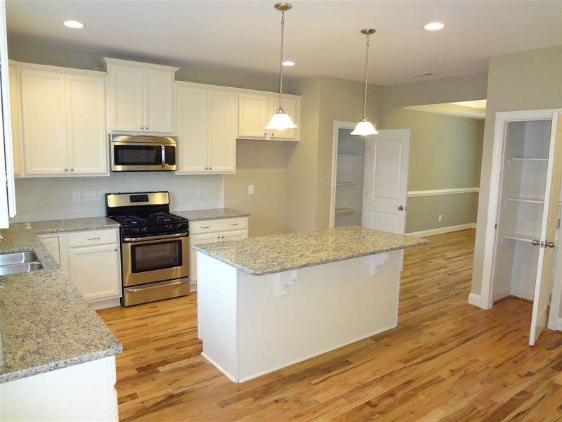 2313 Raida Dr, Zebulon, NC 27597