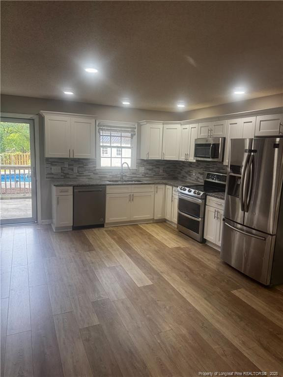 2313 Weatherwood Ct, Sanford, NC 27330