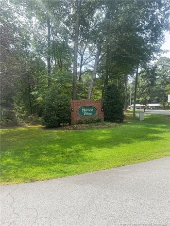 2313 Weatherwood Ct, Sanford, NC 27330