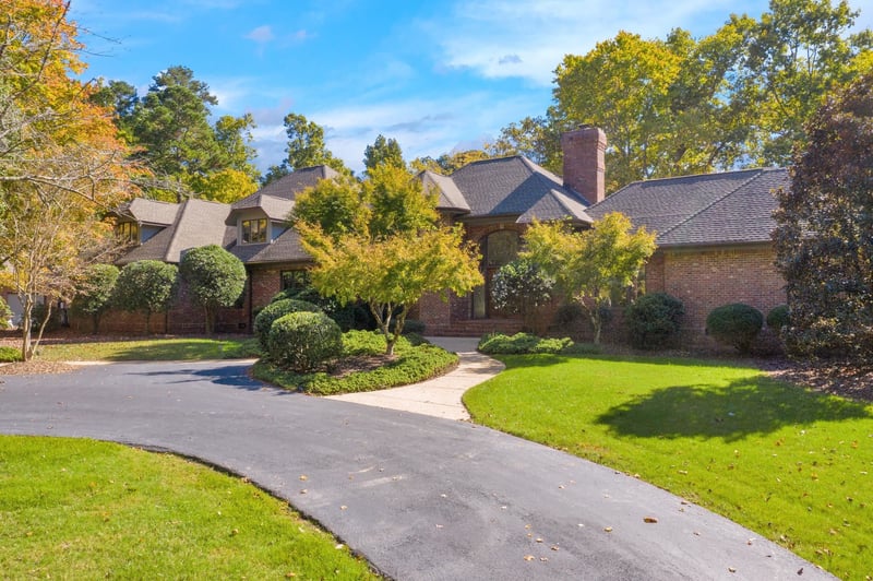 2313 Westwood Dr, Sanford, NC 27330