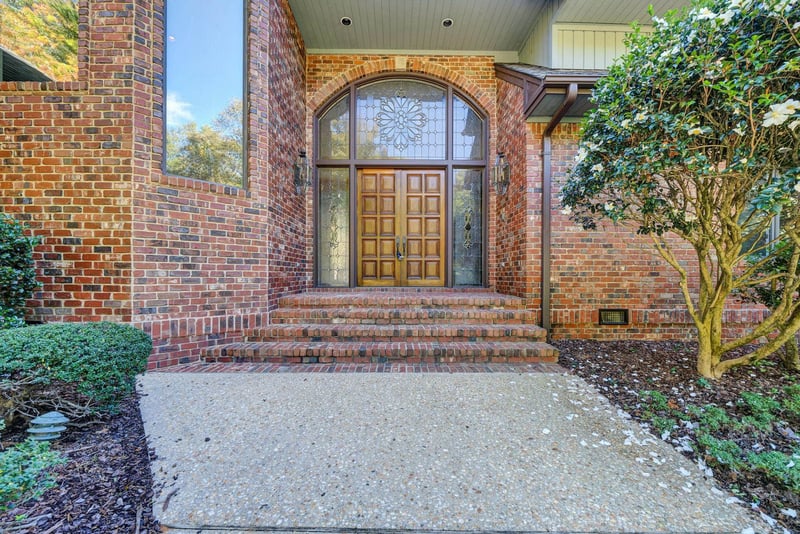 2313 Westwood Dr, Sanford, NC 27330