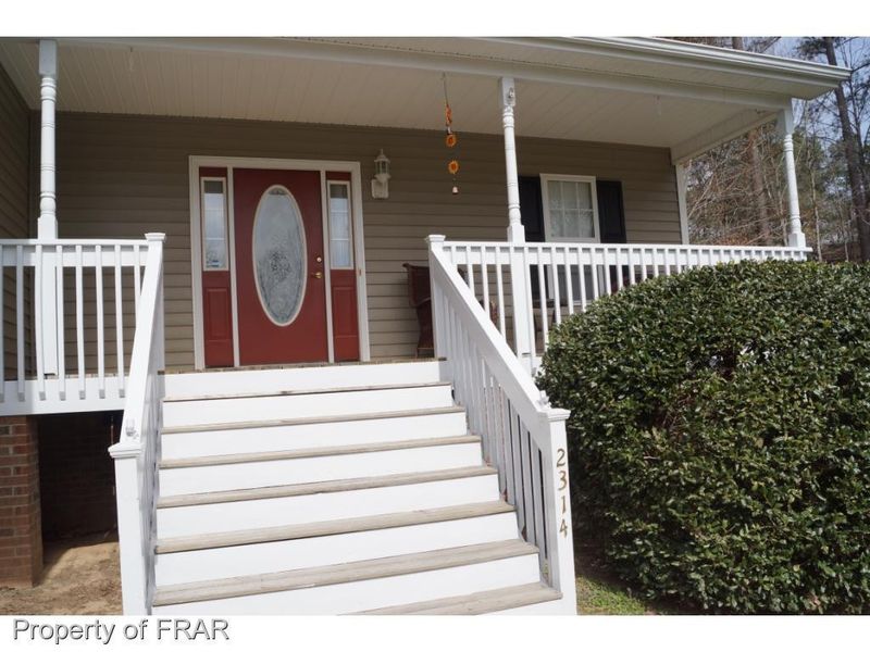 2314 Grassmere Ct, Sanford, NC 27330