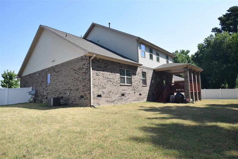 2314 Joneshurst Way, Zebulon, NC 27597