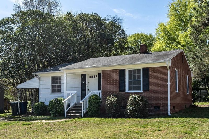 2314 Kennington Rd, Raleigh, NC 27609