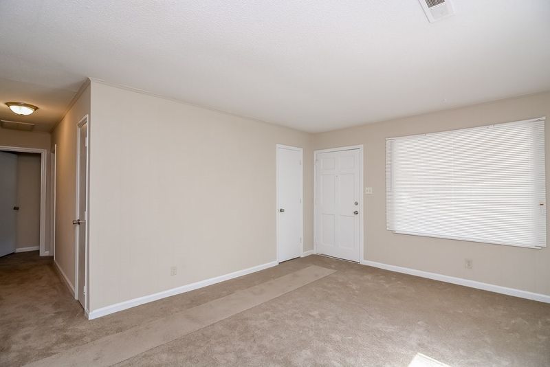 2314 Oak Ridge Blvd, Durham, NC 27707