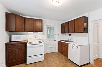 2316 Bedford Ave, Raleigh, NC 27607