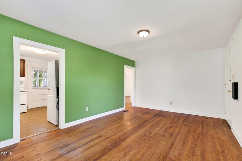2316 Bedford Ave, Raleigh, NC 27607