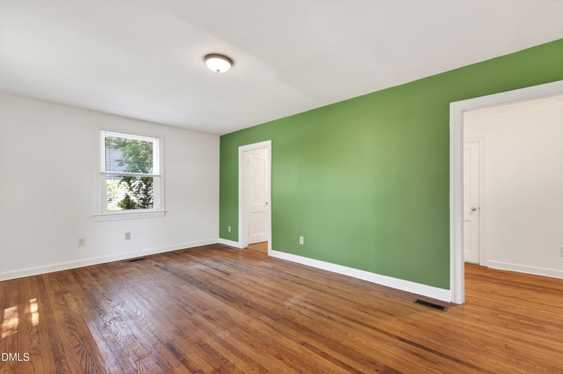 2316 Bedford Ave, Raleigh, NC 27607
