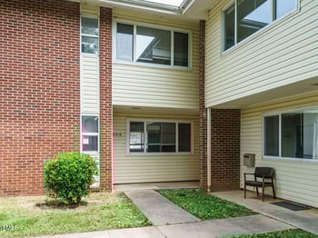 2316 Champion Ct, Raleigh, NC 27606