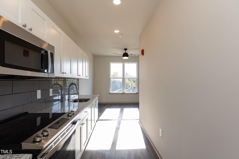 2316 Gathering Square Ct, Fuquay Varina, NC 27526