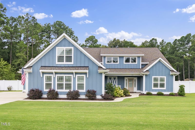 2316 Kingston Wood Dr, Fuquay Varina, NC 27526