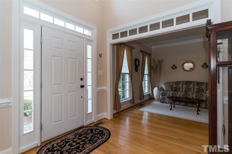 2316 Primrose Valley Ct, Raleigh, NC 27613
