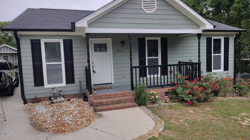 2316 Shoveller Ct, Raleigh, NC 27616