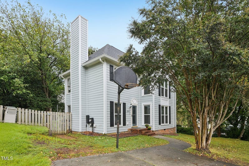 2317 Declaration Dr, Raleigh, NC 27615