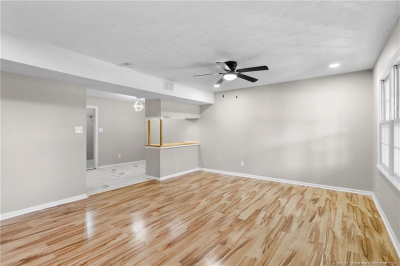 2317 Electra Ct, Fayetteville, NC 28304