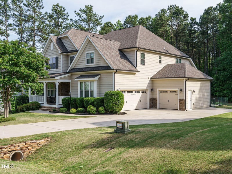 2317 Emerald Woods Dr, Wake Forest, NC 27587