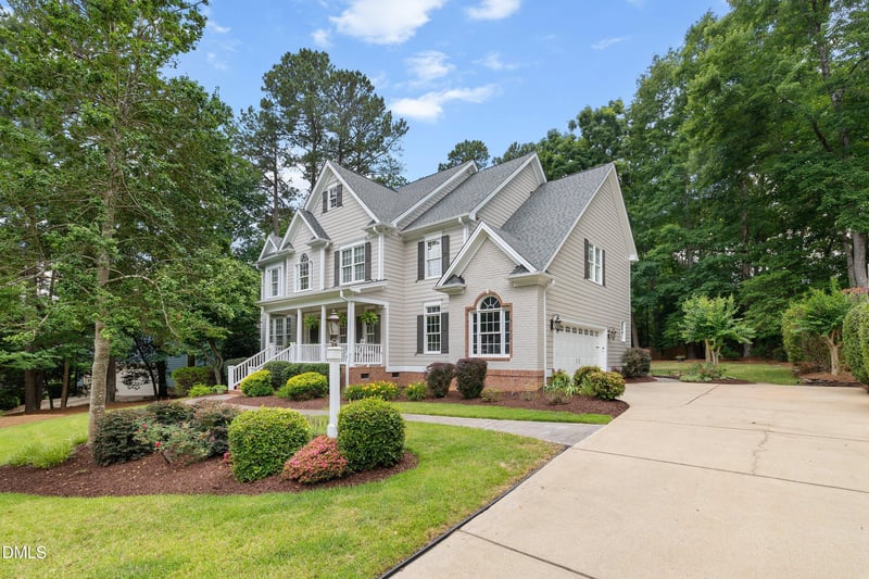 2317 Forestbluff Dr, Fuquay Varina, NC 27526