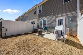 2317 Lily Dr, Haw River, NC 27258