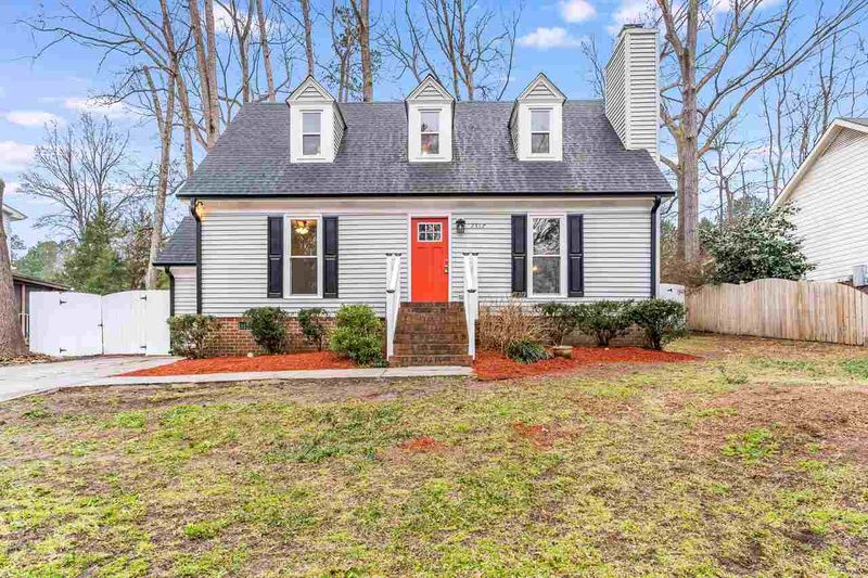 2317 Merganzer Rd, Raleigh, NC 27616