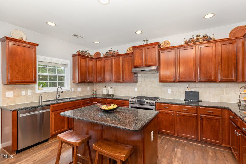 2317 Rainy Lake St, Wake Forest, NC 27587