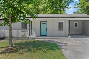 2318 Caroline Dr, Sanford, NC 27330