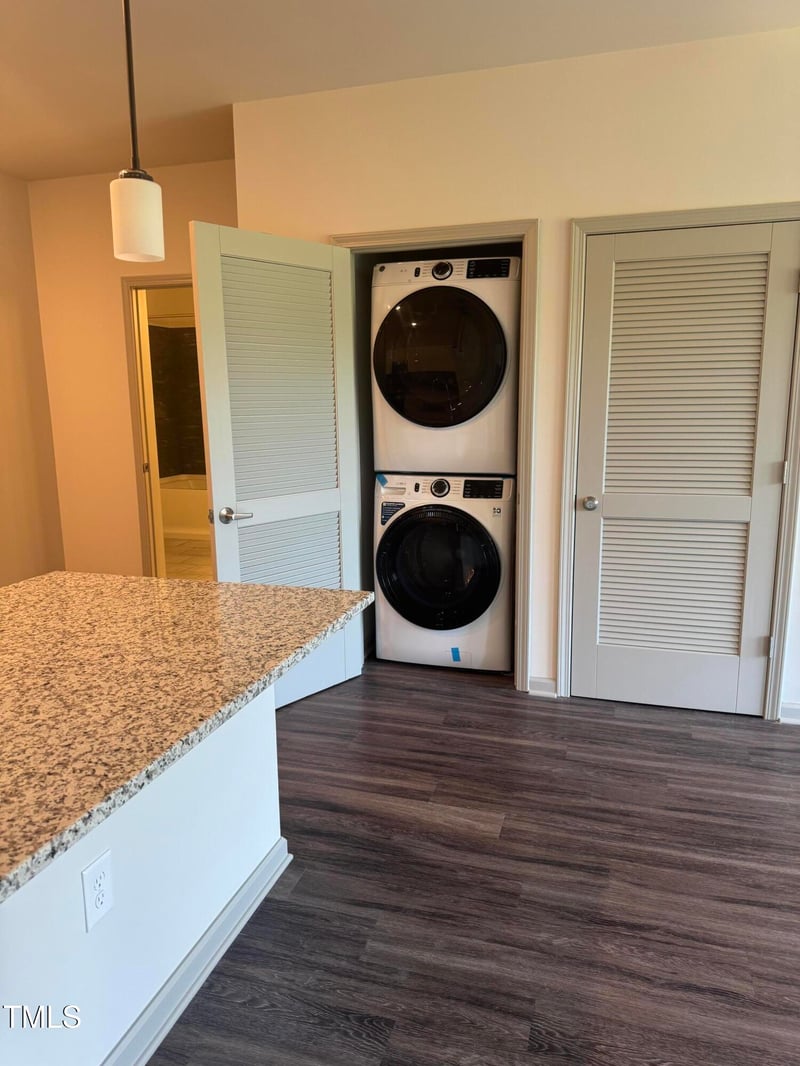 2318 Gathering Square Ct, Fuquay Varina, NC 27526