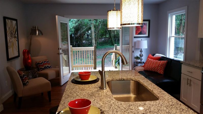 2318 Kennington Rd, Raleigh, NC 27610