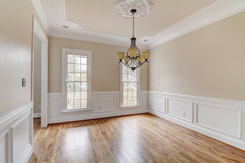 2318 Walden Creek Dr, Apex, NC 27523