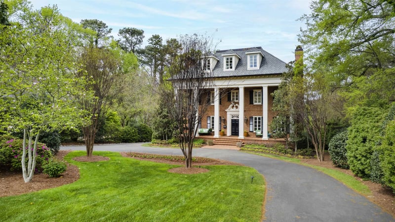 2319 Lake Dr, Raleigh, NC 27609