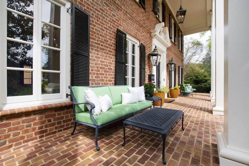 2319 Lake Dr, Raleigh, NC 27609