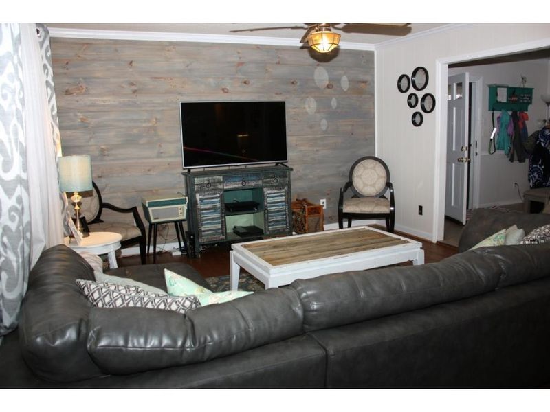 2319 Moran St, Burlington, NC 27215