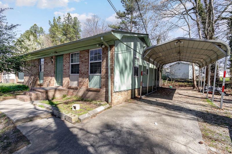 2319 N Oak Ridge Blvd, Durham, NC 27707