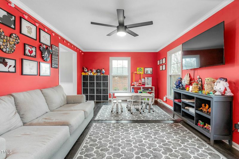 2319 Somers Ave, Burlington, NC 27215