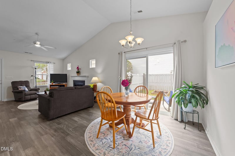 232 Adefield Ln, Holly Springs, NC 27540