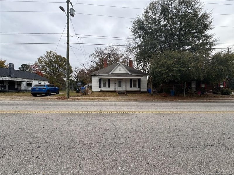 232 B St, Fayetteville, NC 28301