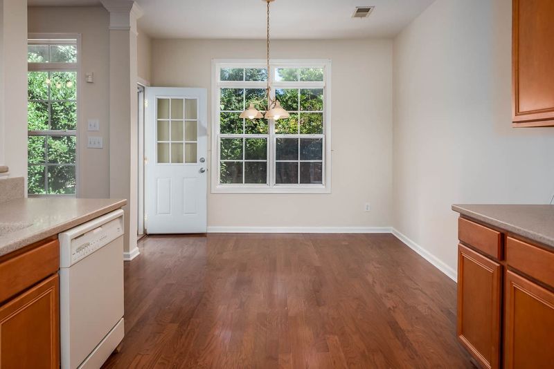 232 Beringer Pl, Chapel Hill, NC 27516