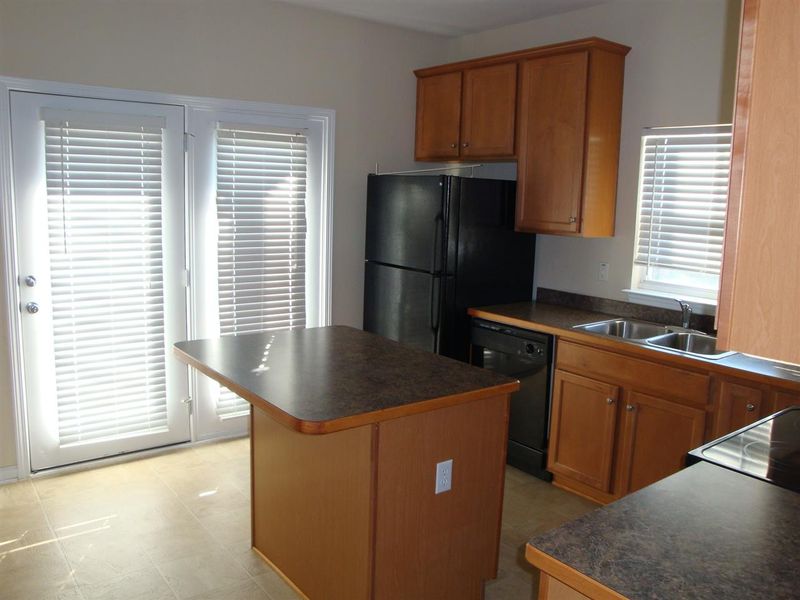 232 Broadgait Brae Rd, Cary, NC 27519