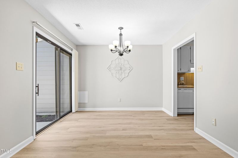 232 Clancy Cir, Cary, NC 27511
