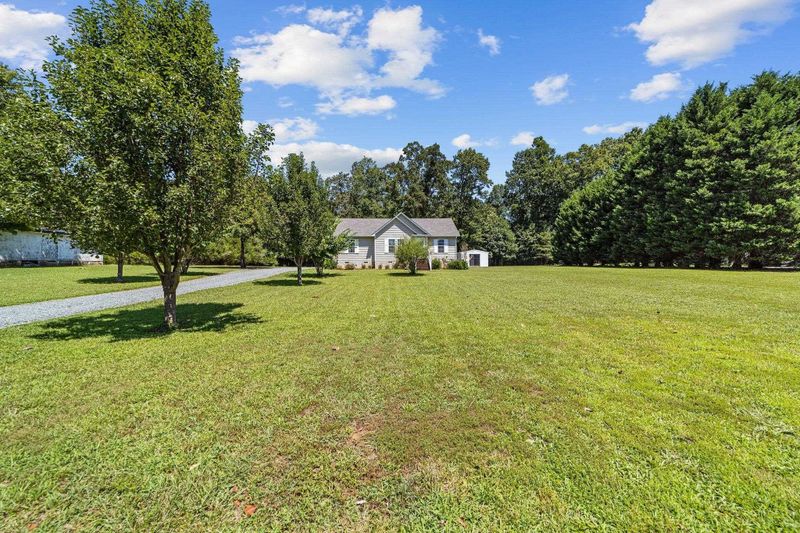 232 Dakota Dr, Graham, NC 27253