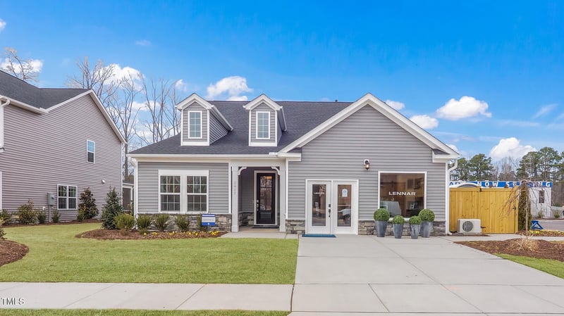232 Eden View Bend #689 Clayton, Garner, NC 27610